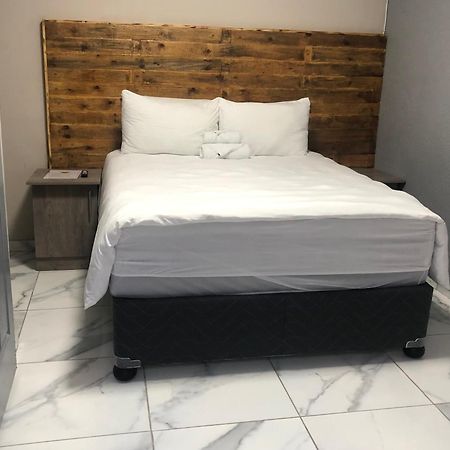 The Nest Overnight And Accommodation Usakos ภายนอก รูปภาพ
