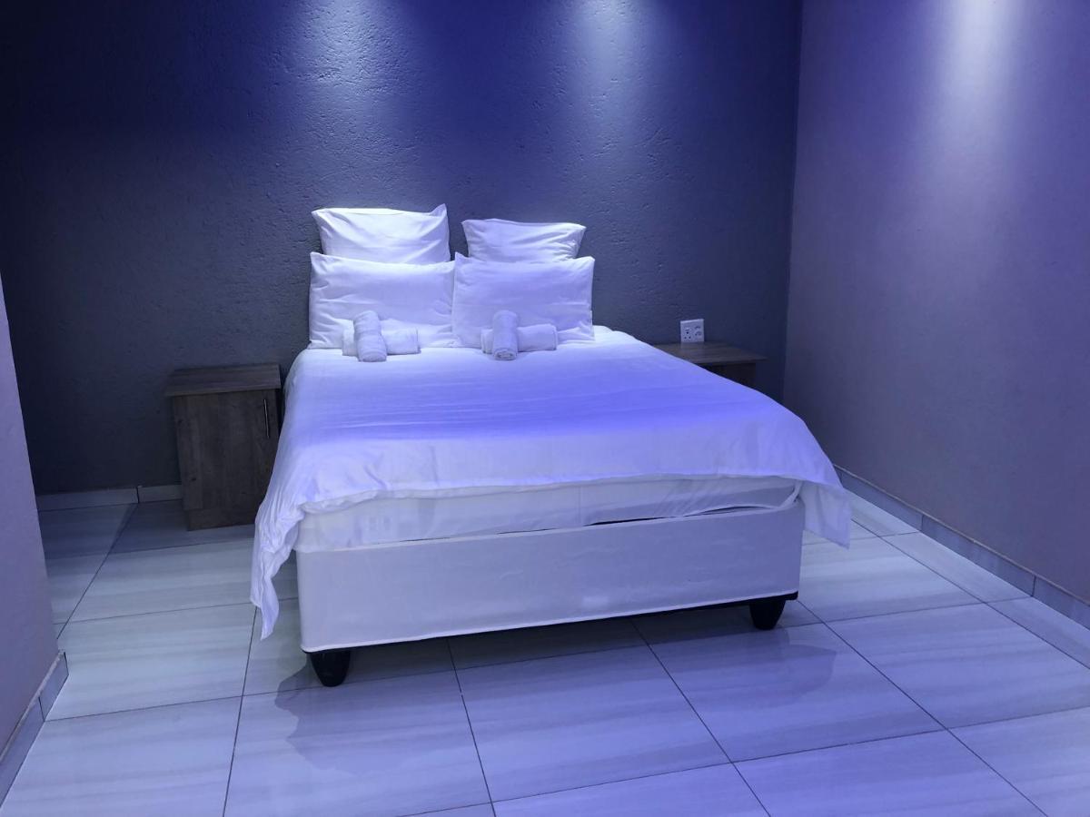 The Nest Overnight And Accommodation Usakos ภายนอก รูปภาพ